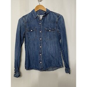 Forever 21 Blue Denim Shirt Small Pearl Snap Dark‎ Wash Shirt Tailored Cowgirl